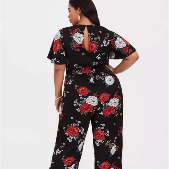 Torrid Black Floral Jumpsuit with wide legs - Picture 12 of 12